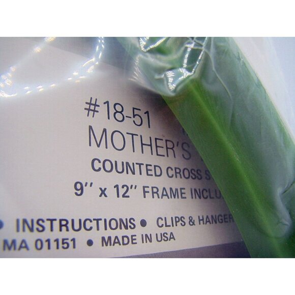 Charmin Cross Stitch Kit Stamped Counted Rose Floral Bouquet Oval Frame Vtg NOS - Picture 4 of 7